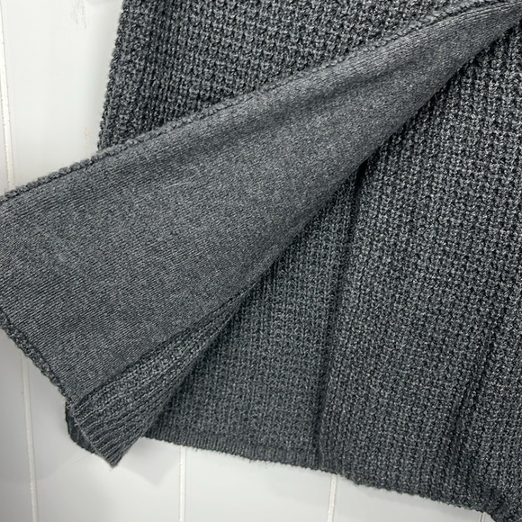 Banana Republic Womens Cardigan S Gray Double Breasted Crop Waffle Knit Boxy EUC - Picture 5 of 12